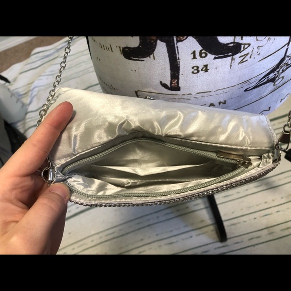 Small Rhinestone Purse - Picture 3 of 3